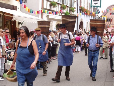 Fete du vin  Eguisheim - Photo Gite en Alsace - Aout 2010